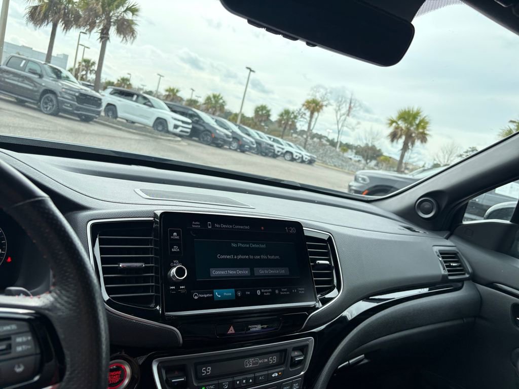 Used 2025 Honda Ridgeline Black Edition image 20