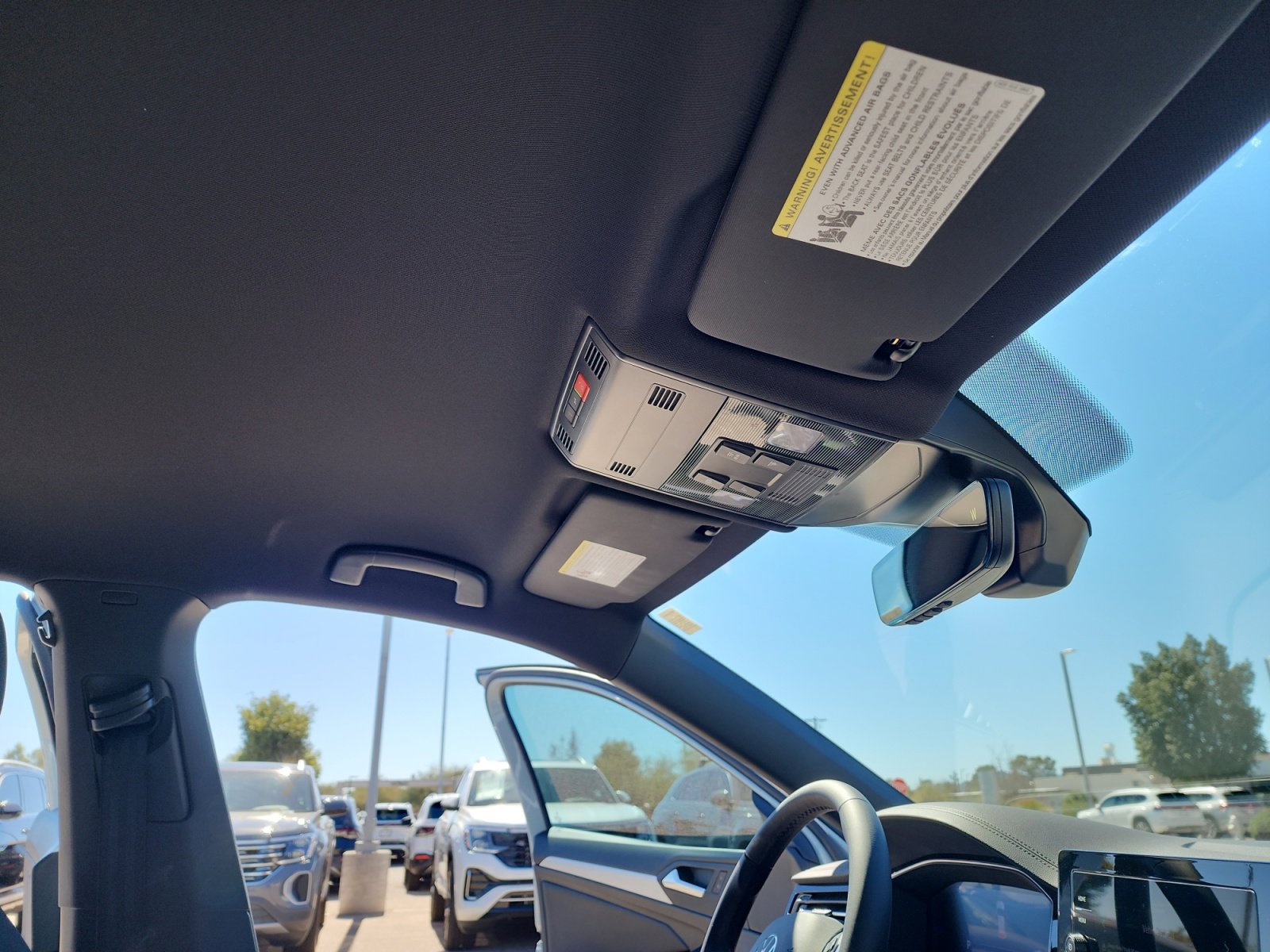 Certified 2025 Volkswagen Jetta Sport image 33