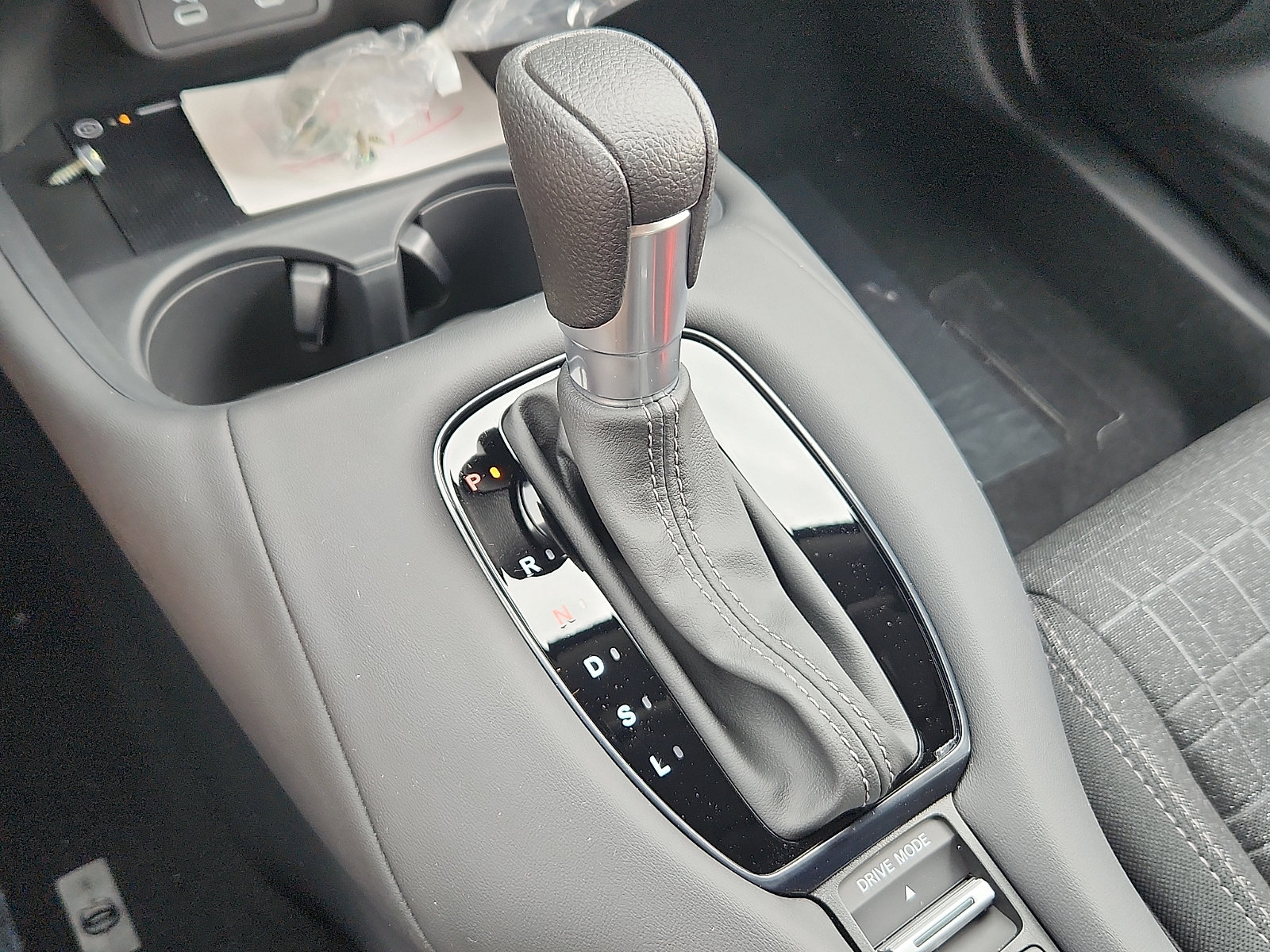 New 2027 Honda HR-V LX image 10
