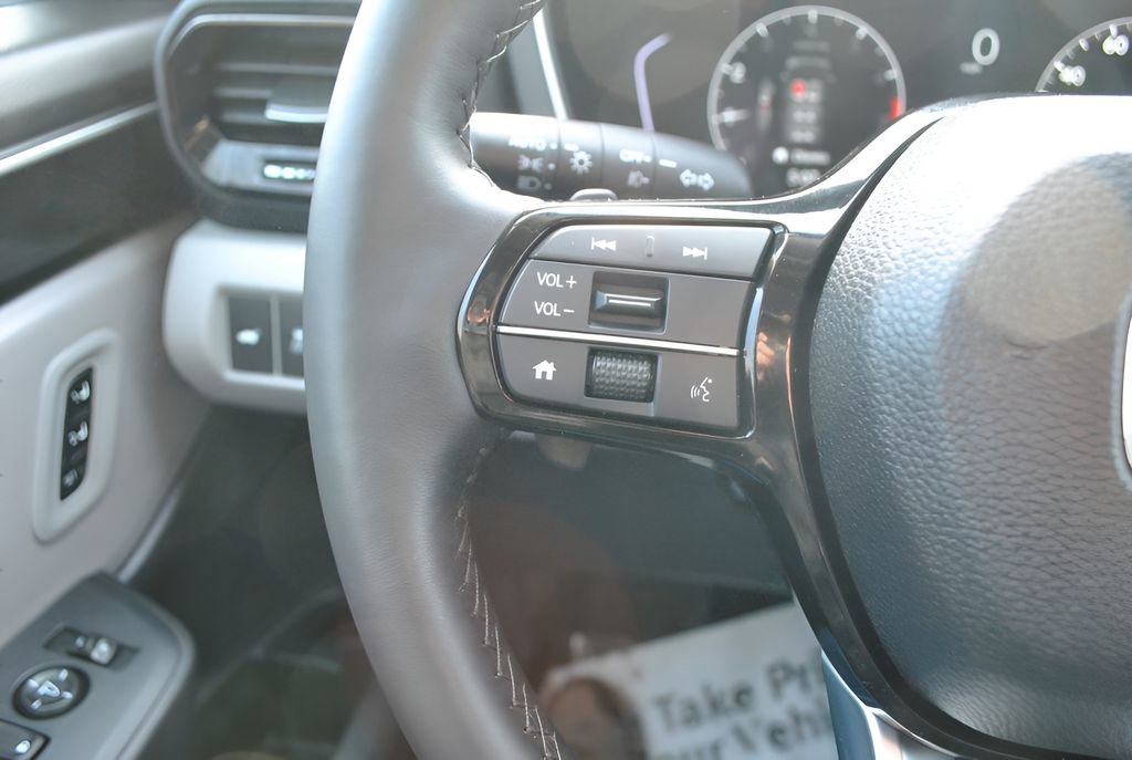 Certified 2025 Honda Pilot EX-L image 21