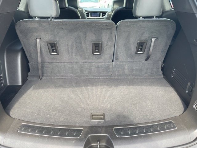 Used 2023 Buick Enclave Essence w/ Experience Buick Package AWD/4WD image 10
