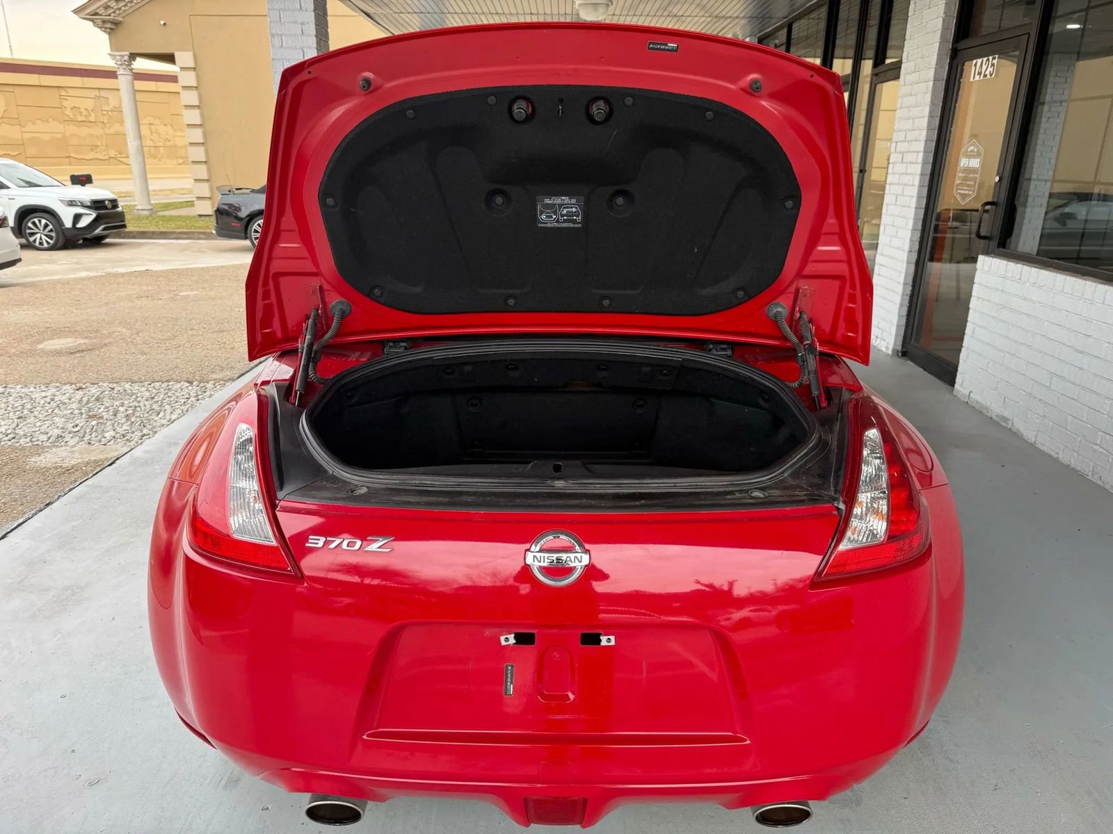 Used 2015 Nissan 370Z Touring Sport image 15