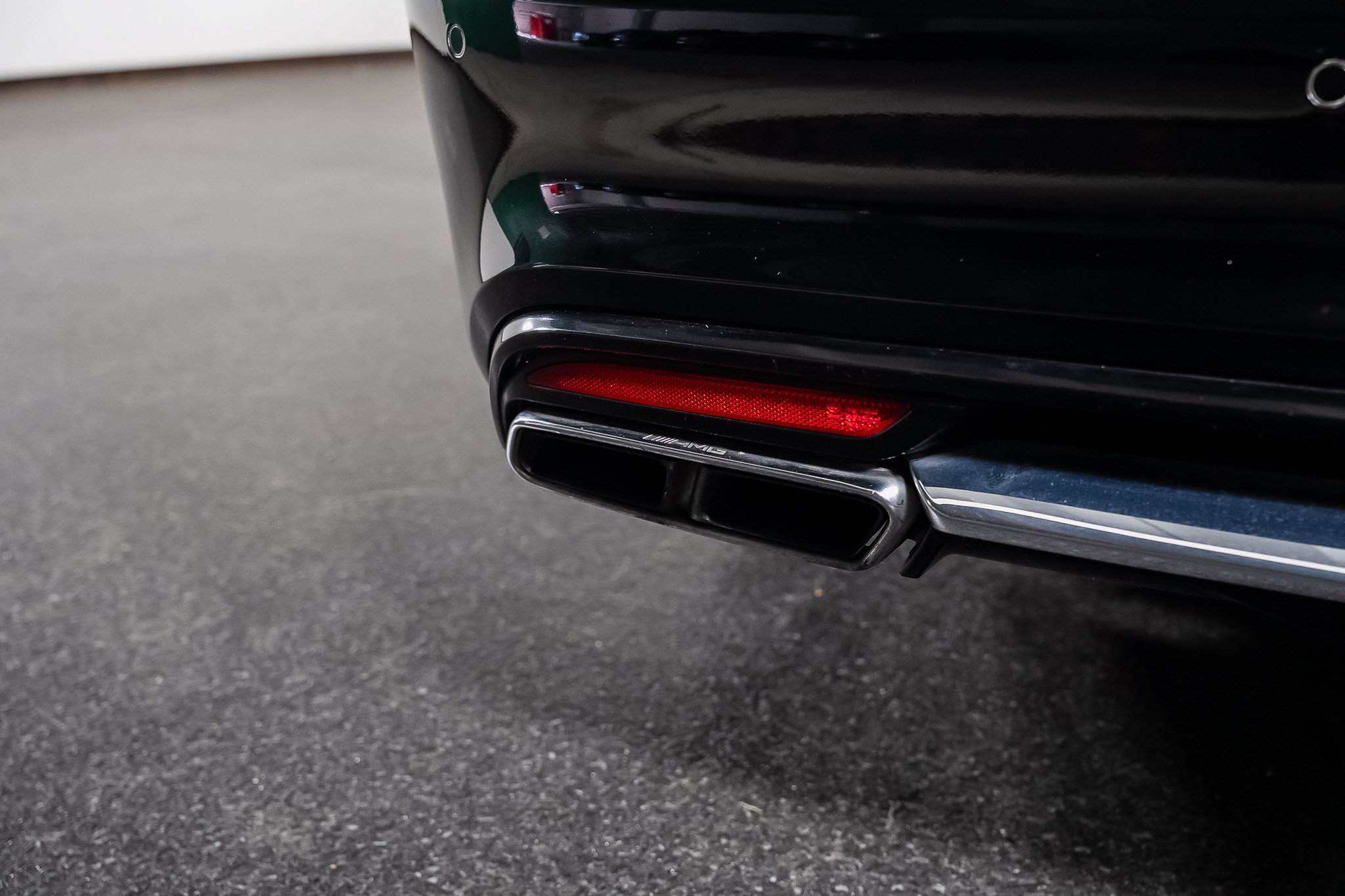 Used 2015 Mercedes-Benz S 65 AMG Sedan image 25