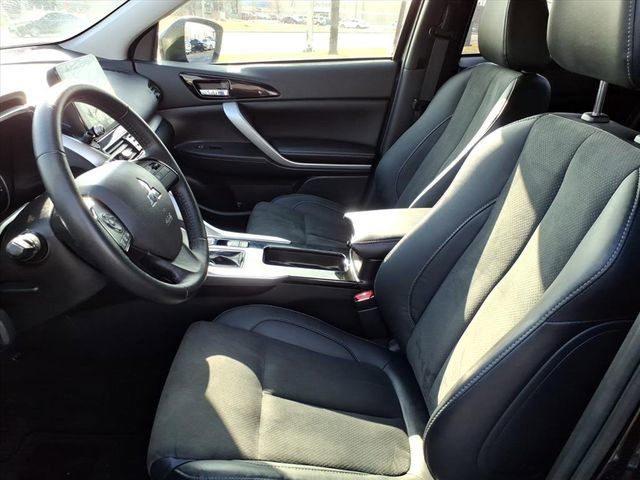 Used 2023 Mitsubishi Eclipse Cross SE image 11