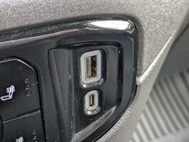 Used 2025 Chevrolet Silverado 1500 LT AWD/4WD image 22