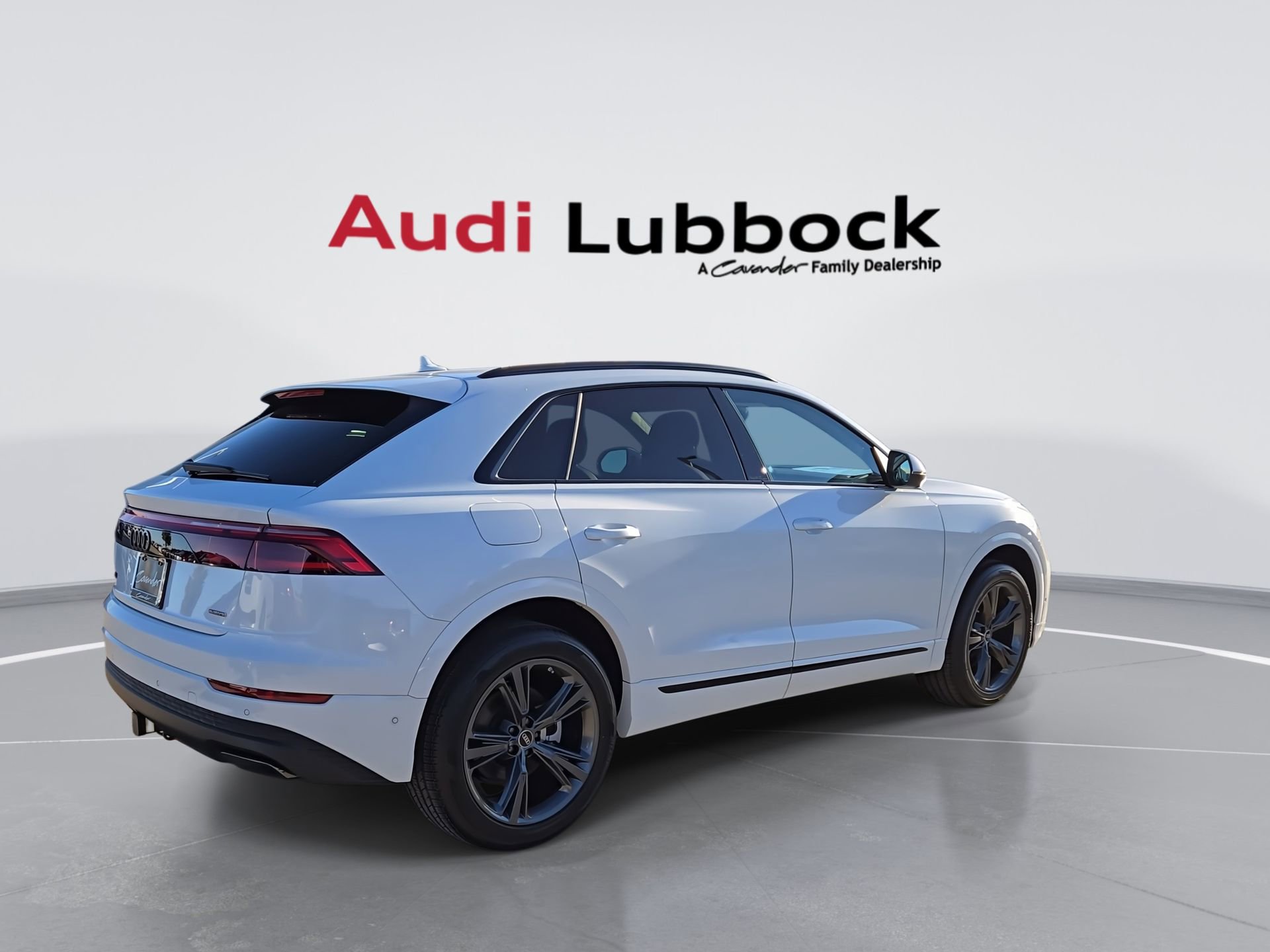 New 2026 Audi Q8 Premium image 9