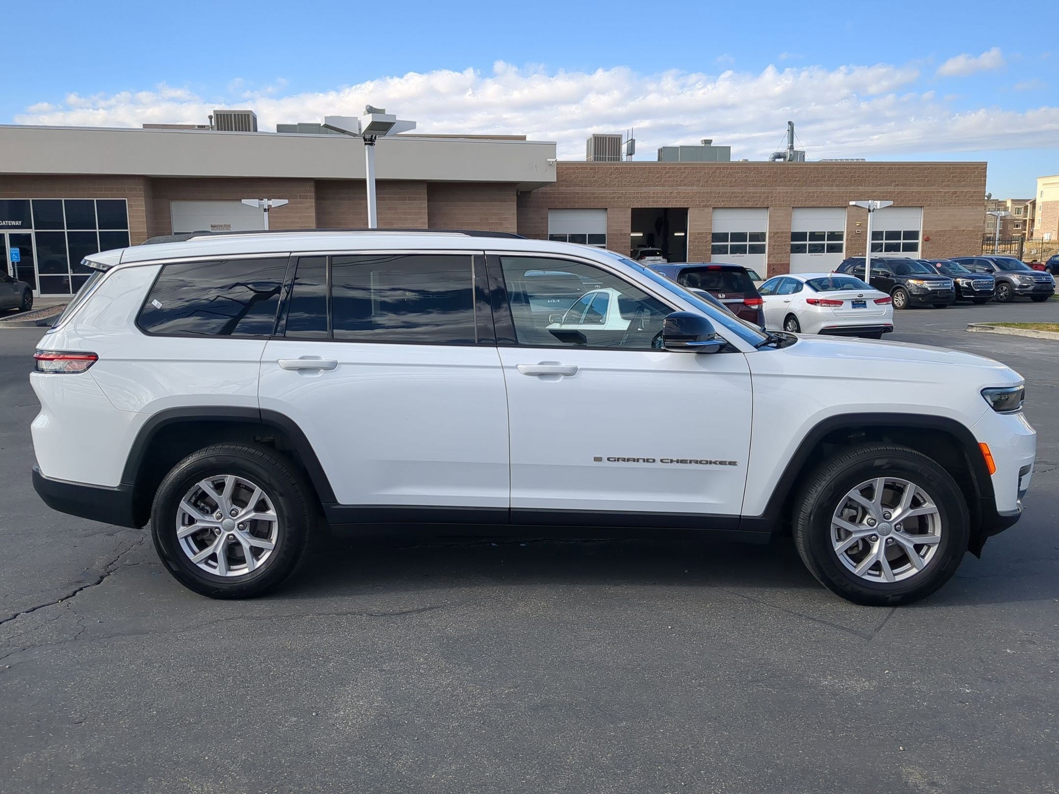 Used 2021 Jeep Grand Cherokee L Limited image 6