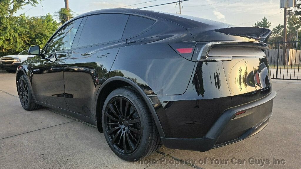 Used 2026 Tesla Model Y Long Range RWD image 21
