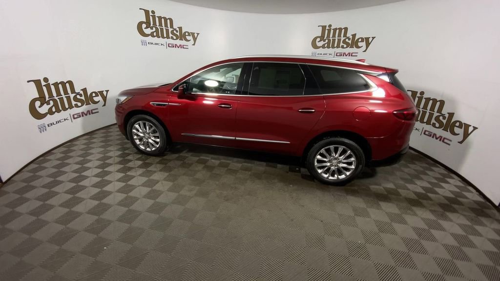 Used 2021 Buick Enclave Essence w/ Sound and Sites Package image 5
