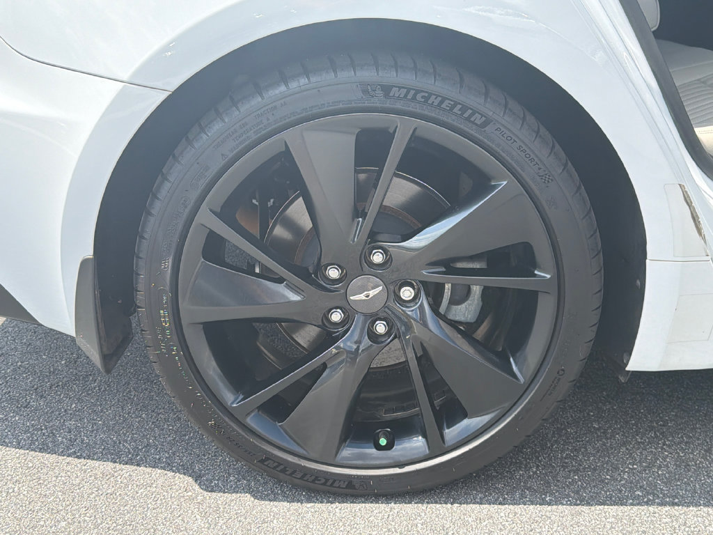Used 2023 Genesis G70 2.0T w/ Sport Prestige Package RWD image 19
