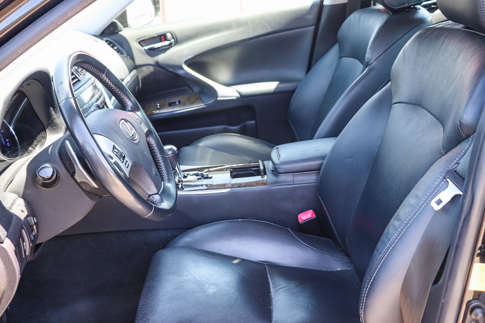 Used 2012 Lexus IS 250 w/ Premium Pkg Value Edition RWD image 18