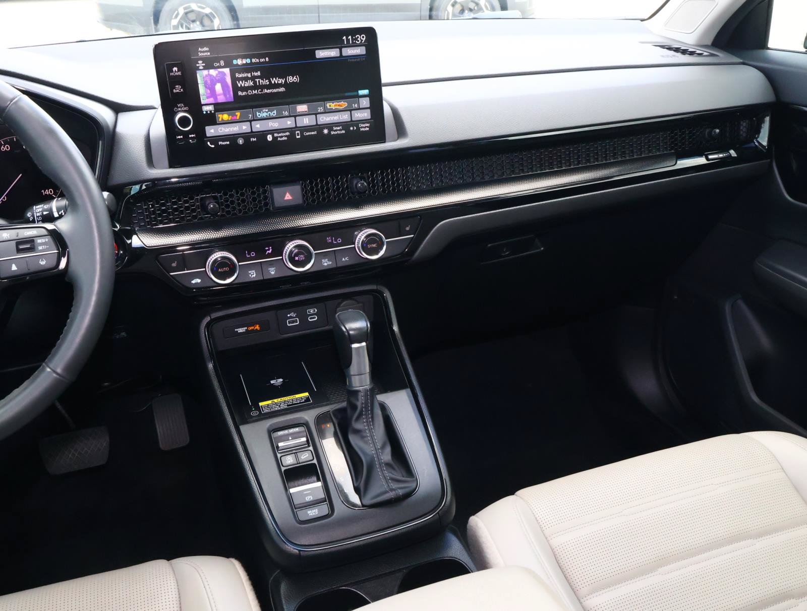 Used 2024 Honda CR-V EX-L image 11