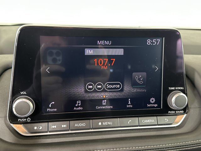 Certified 2024 Nissan Rogue SV image 18