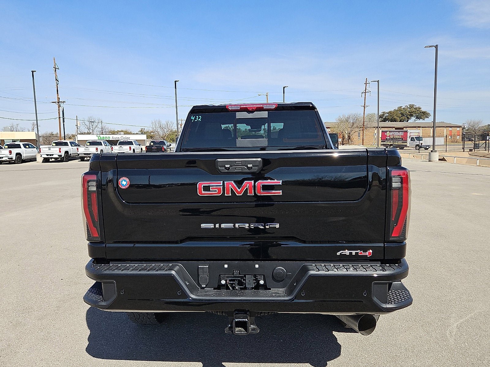 New 2026 GMC Sierra 2500 AT4 w/ AT4 Premium Plus Package AWD/4WD image 4