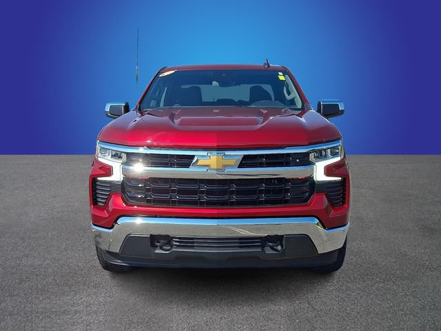Used 2023 Chevrolet Silverado 1500 LT AWD/4WD image 2