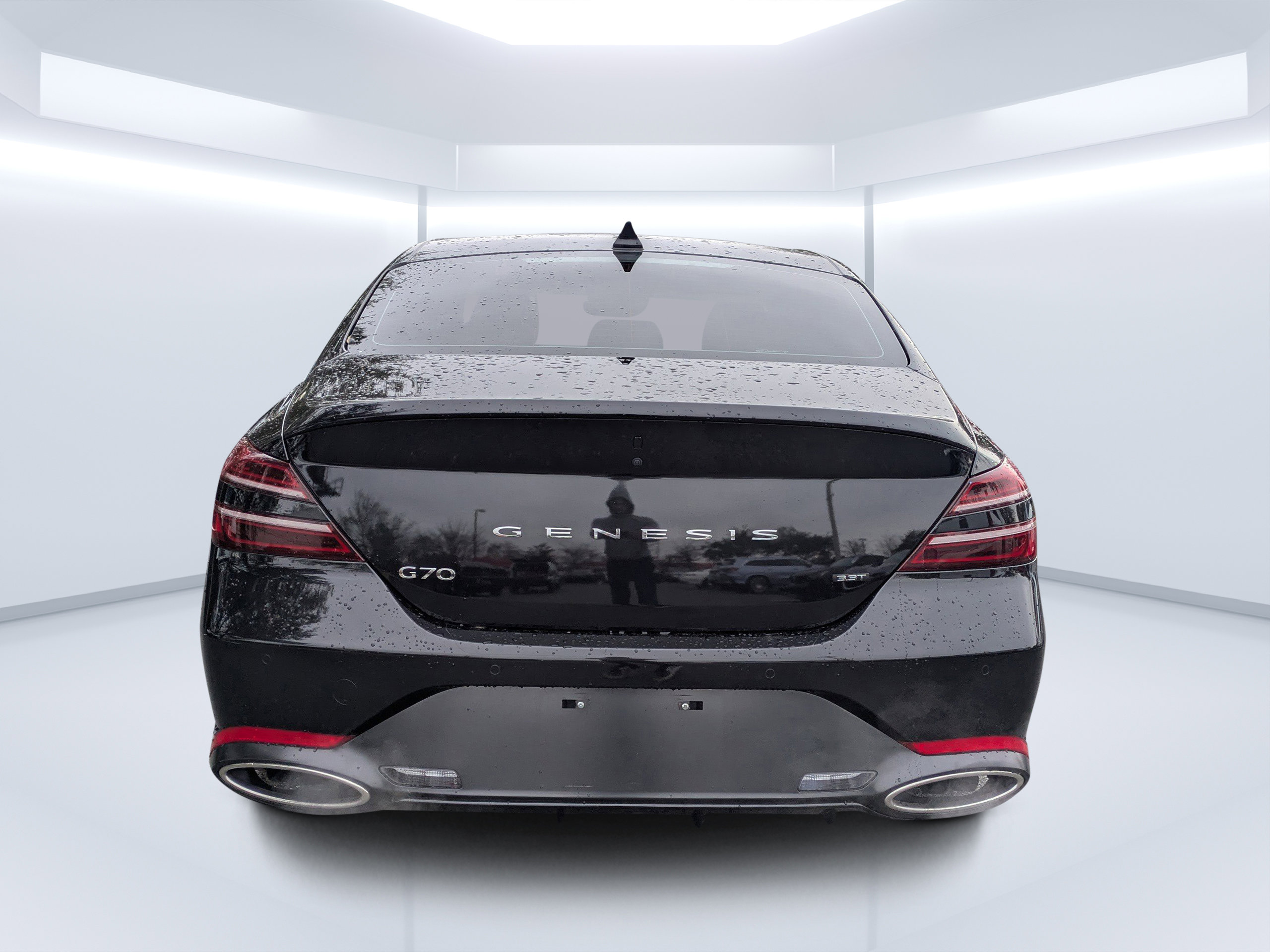 Used 2024 Genesis G70 3.3T Advanced image 4