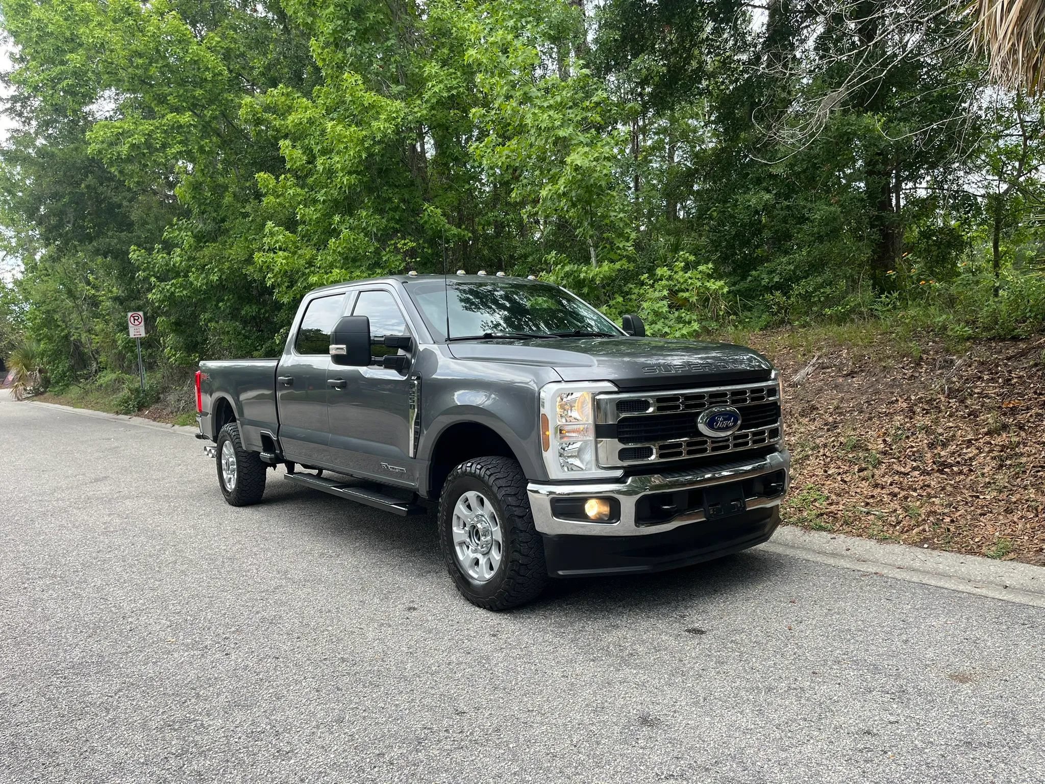 Used 2024 Ford F250 XLT AWD/4WD image 4