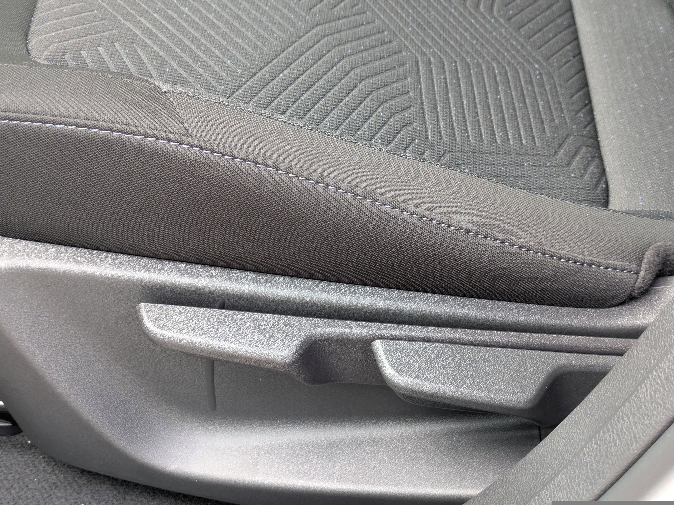 New 2026 Nissan Leaf image 20