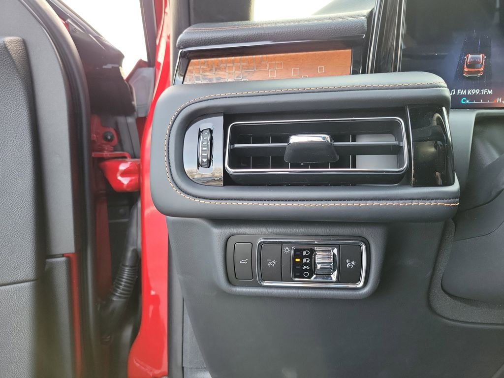 New 2026 Lincoln Aviator Black Label w/ Jet Appearance Package image 22