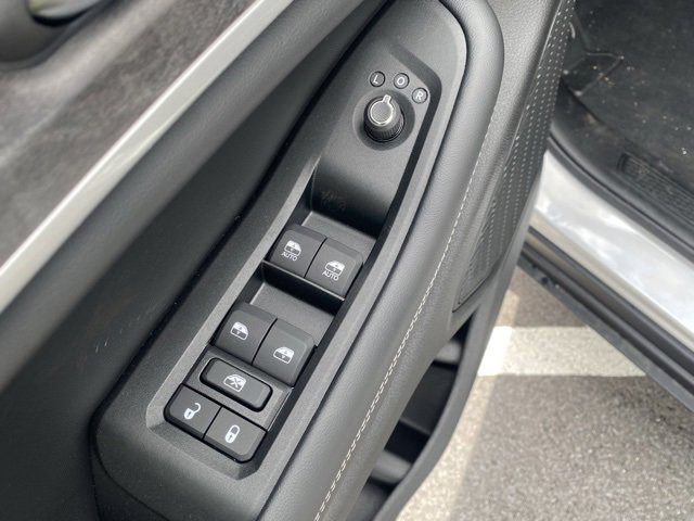 New 2025 Jeep Grand Cherokee L Limited w/ Luxury Tech Group II image 13