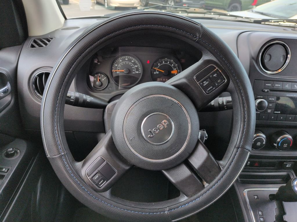 Used 2016 Jeep Compass Sport w/ Power Value Group image 15