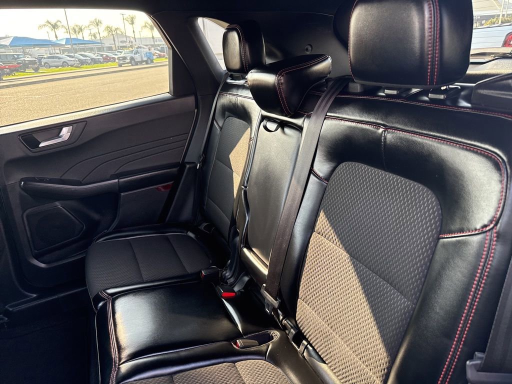 Used 2024 Ford Escape ST-Line image 16