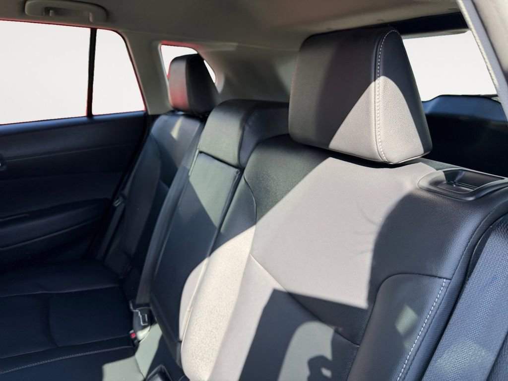 Used 2024 Toyota Corolla Cross XLE image 29