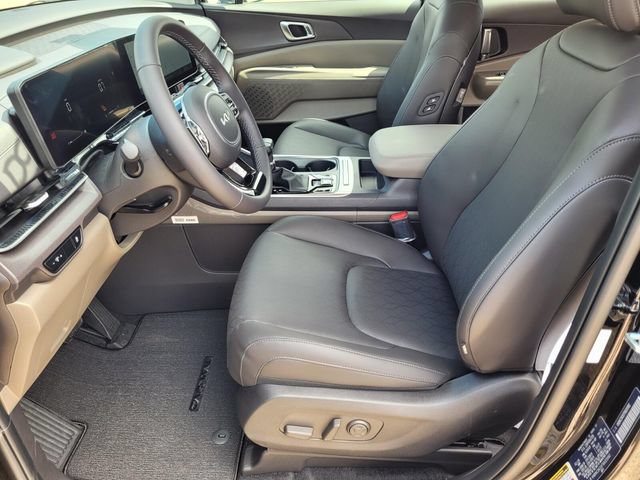 New 2026 Kia Carnival EX FWD image 8