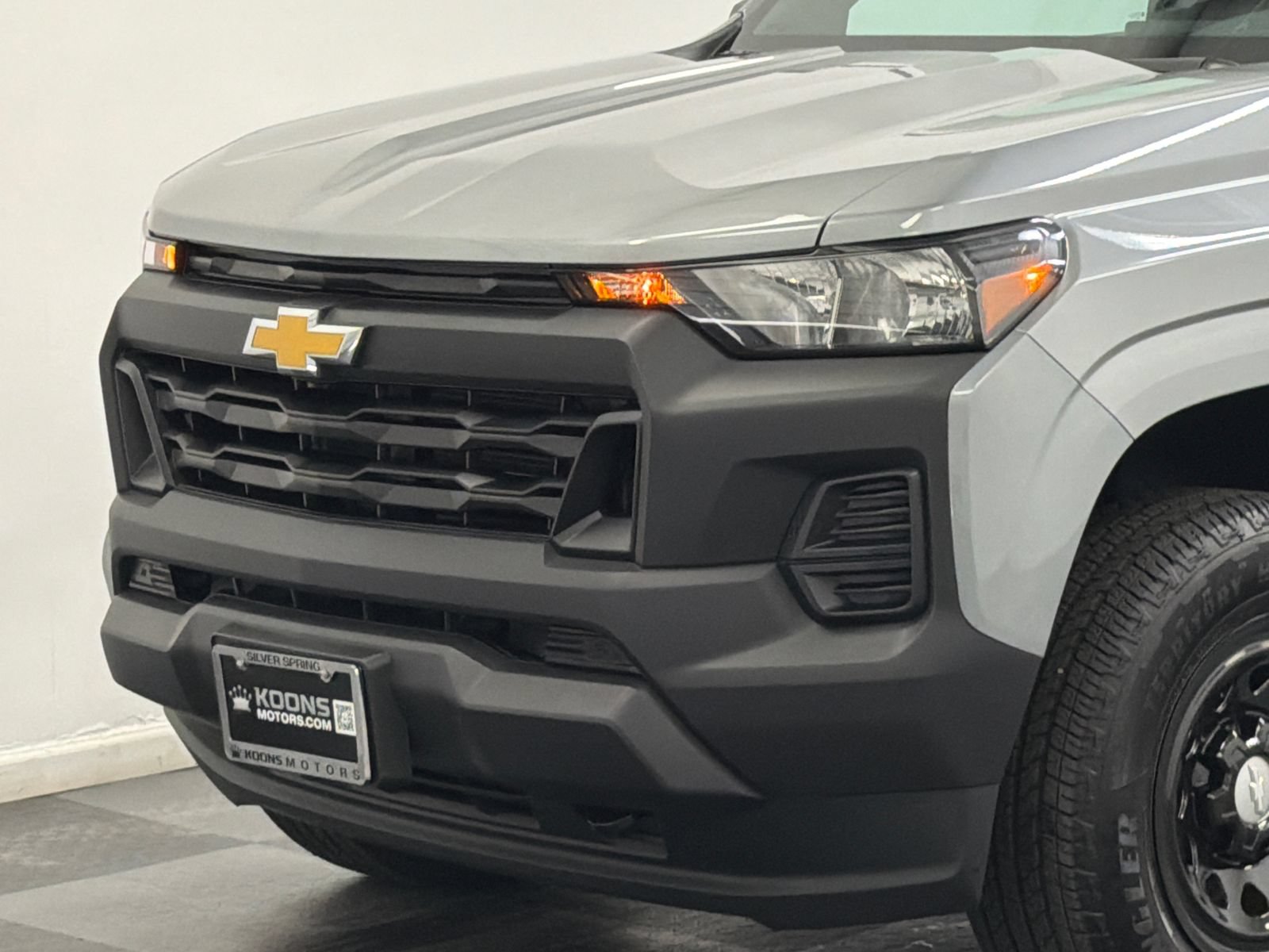 Used 2026 Chevrolet Colorado W/T w/ WT Convenience Package II AWD/4WD image 2