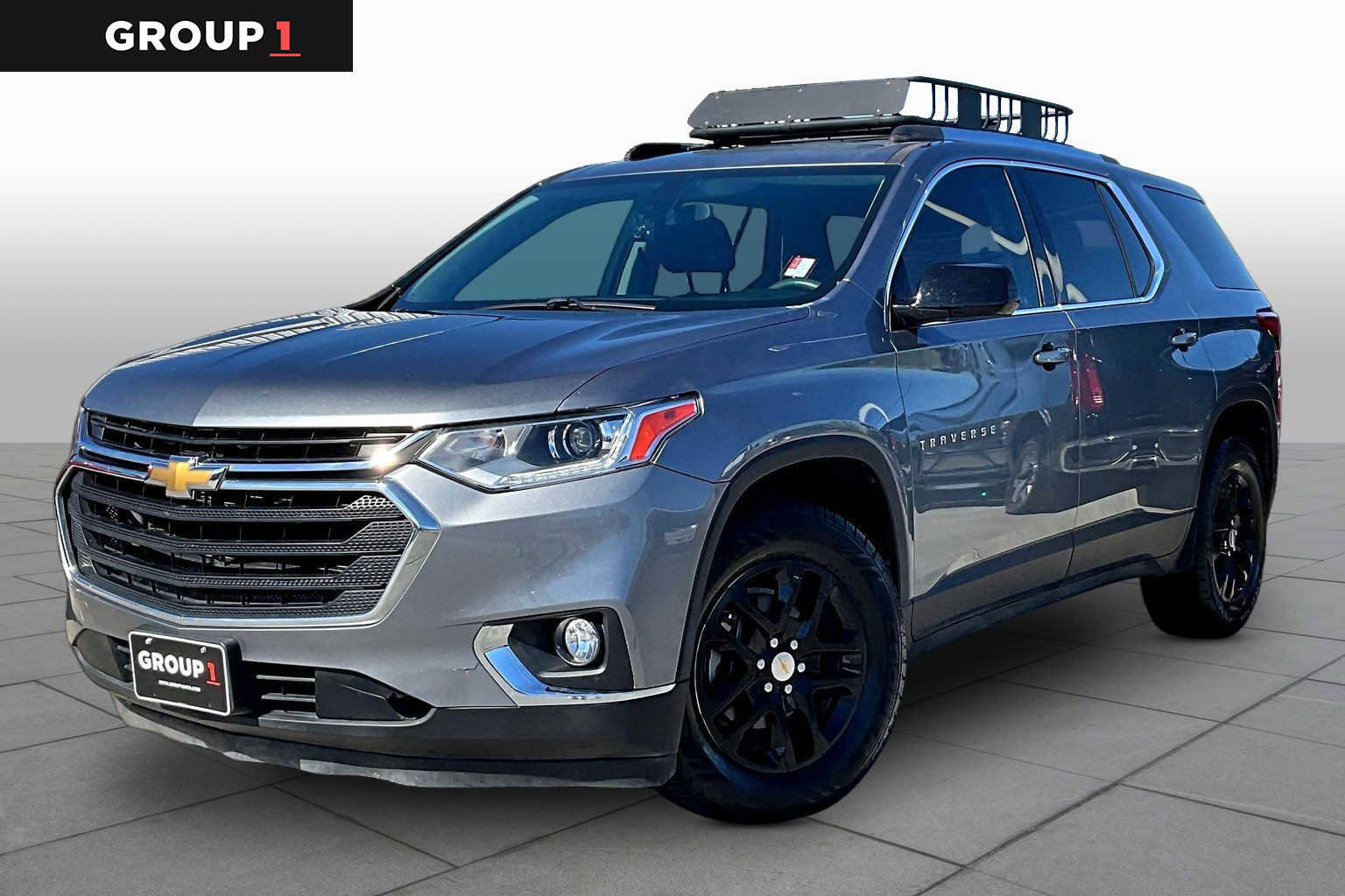 Used 2020 Chevrolet Traverse LS image 1