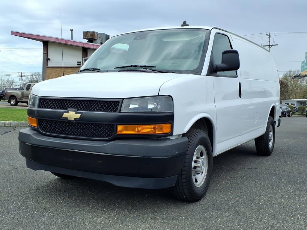 Used 2020 Chevrolet Express 2500 image 3