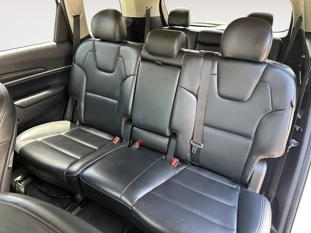 Used 2024 Kia Telluride LX FWD image 13