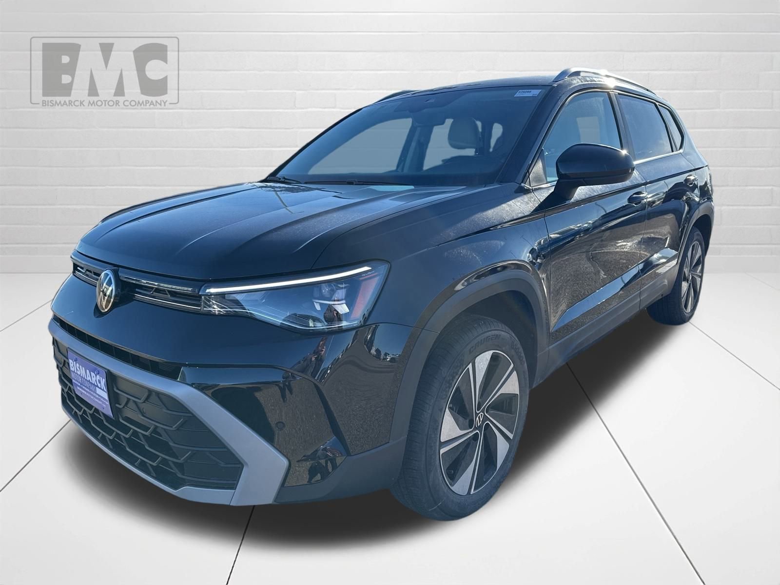 New 2026 Volkswagen Taos SE