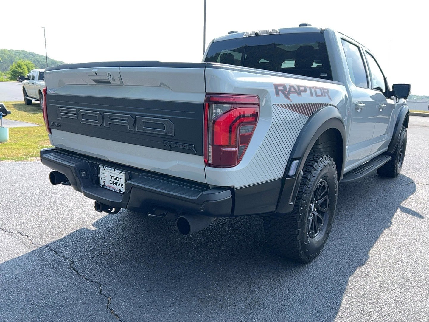 Used 2024 Ford F150 Raptor AWD/4WD image 5