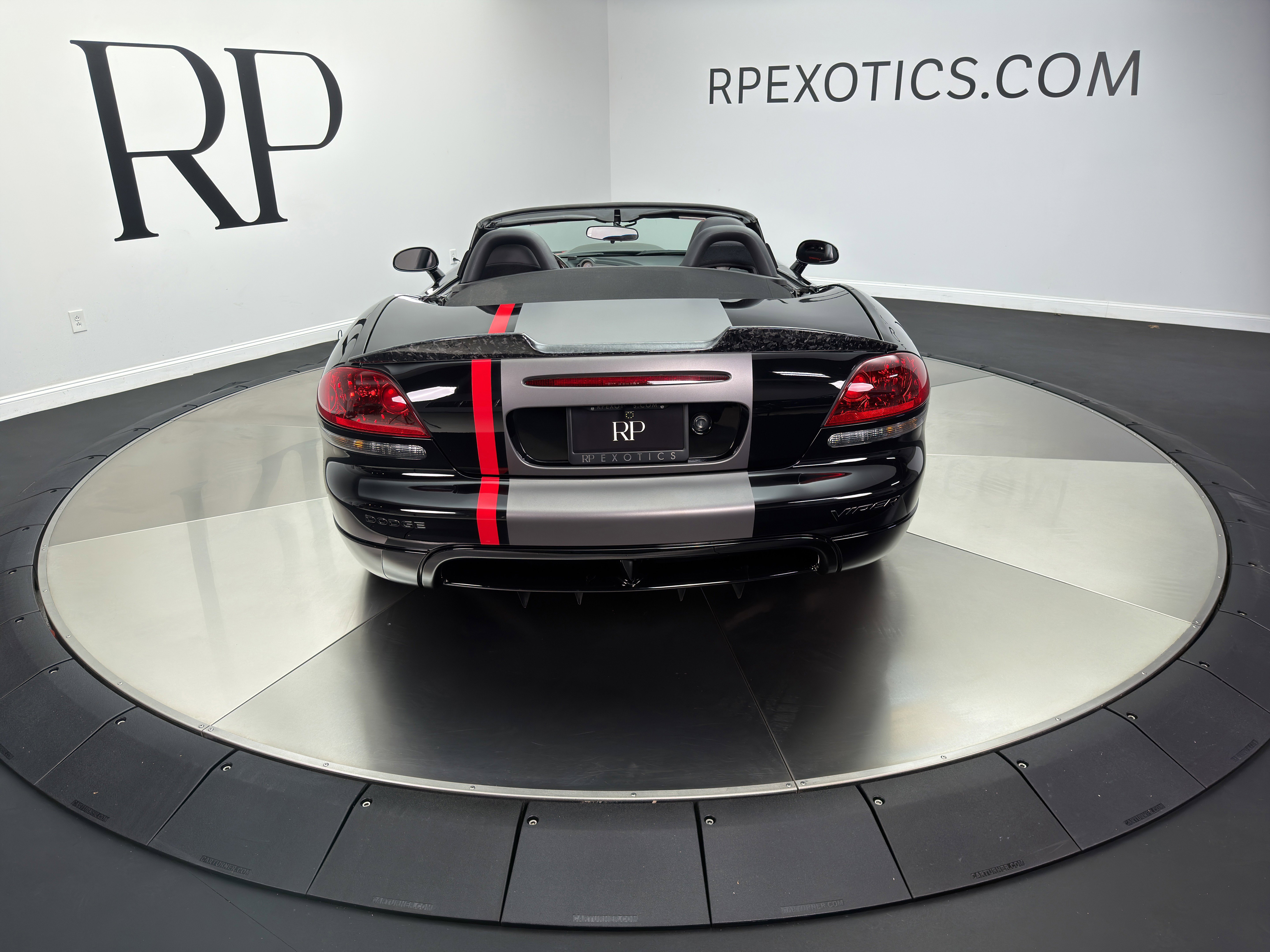Used 2008 Dodge Viper SRT-10 w/ Protection Group RWD image 8