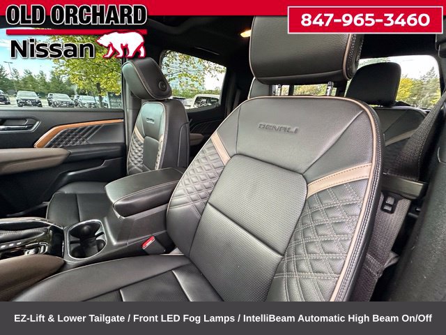 Used 2023 GMC Canyon Denali AWD/4WD image 13