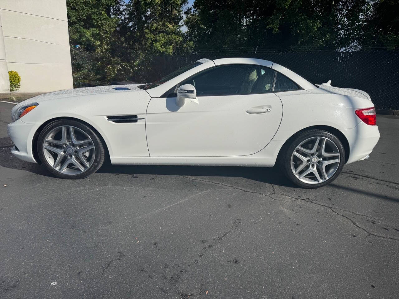 Used 2014 Mercedes-Benz SLK 250 image 10