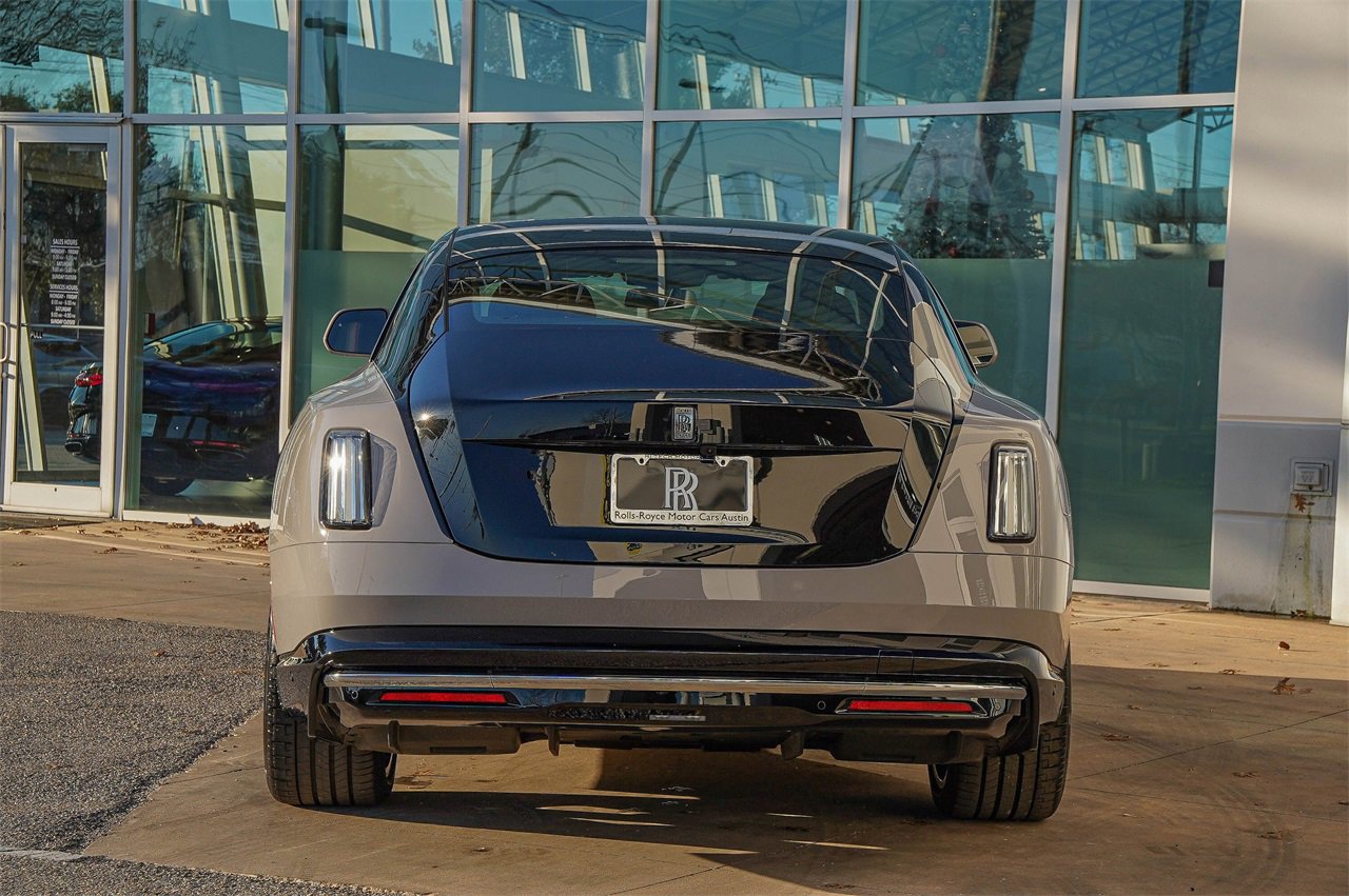 New 2026 Rolls-Royce Spectre Base image 16