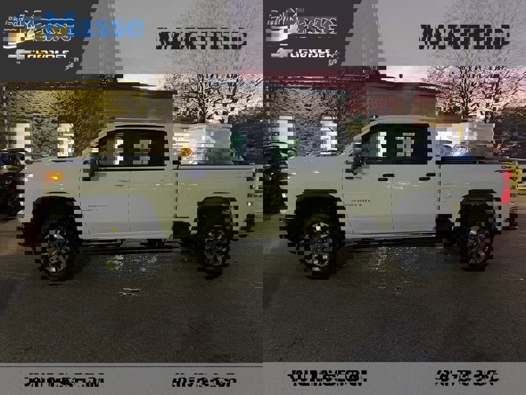 Used 2025 Chevrolet Silverado 2500 Custom w/ Custom Value Package image 2