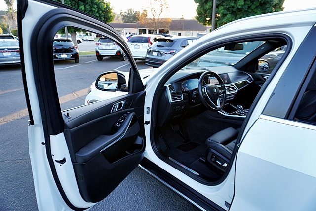 Used 2020 BMW X5 sDrive40i w/ Convenience Package image 44