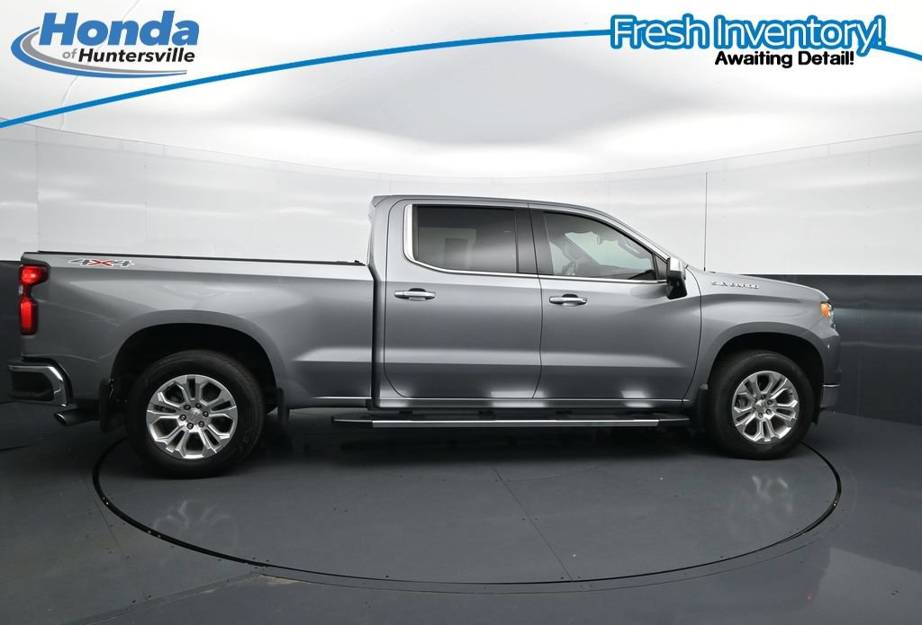 Used 2023 Chevrolet Silverado 1500 LTZ w/ LTZ Convenience Package II AWD/4WD image 11
