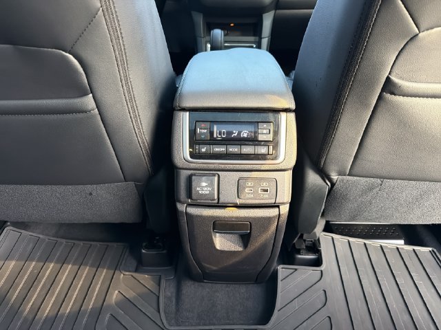 Certified 2026 Subaru Ascent Touring AWD/4WD image 23