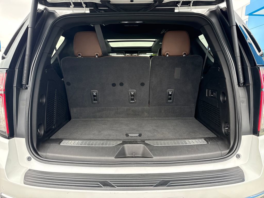 Used 2021 Chevrolet Tahoe High Country w/ Premium Package image 29