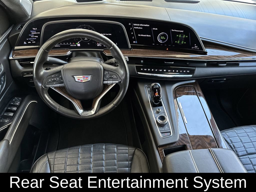 Used 2022 Cadillac Escalade ESV Sport Platinum w/ LPO, ONYX Package AWD/4WD image 14