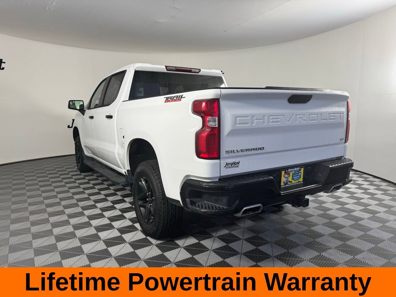 Used 2024 Chevrolet Silverado 1500 LT Trail Boss w/ Protection Package image 8