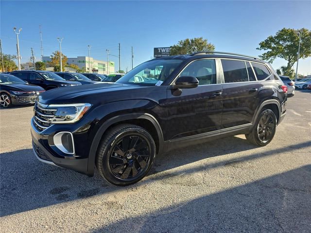 New 2026 Volkswagen Atlas SE image 7