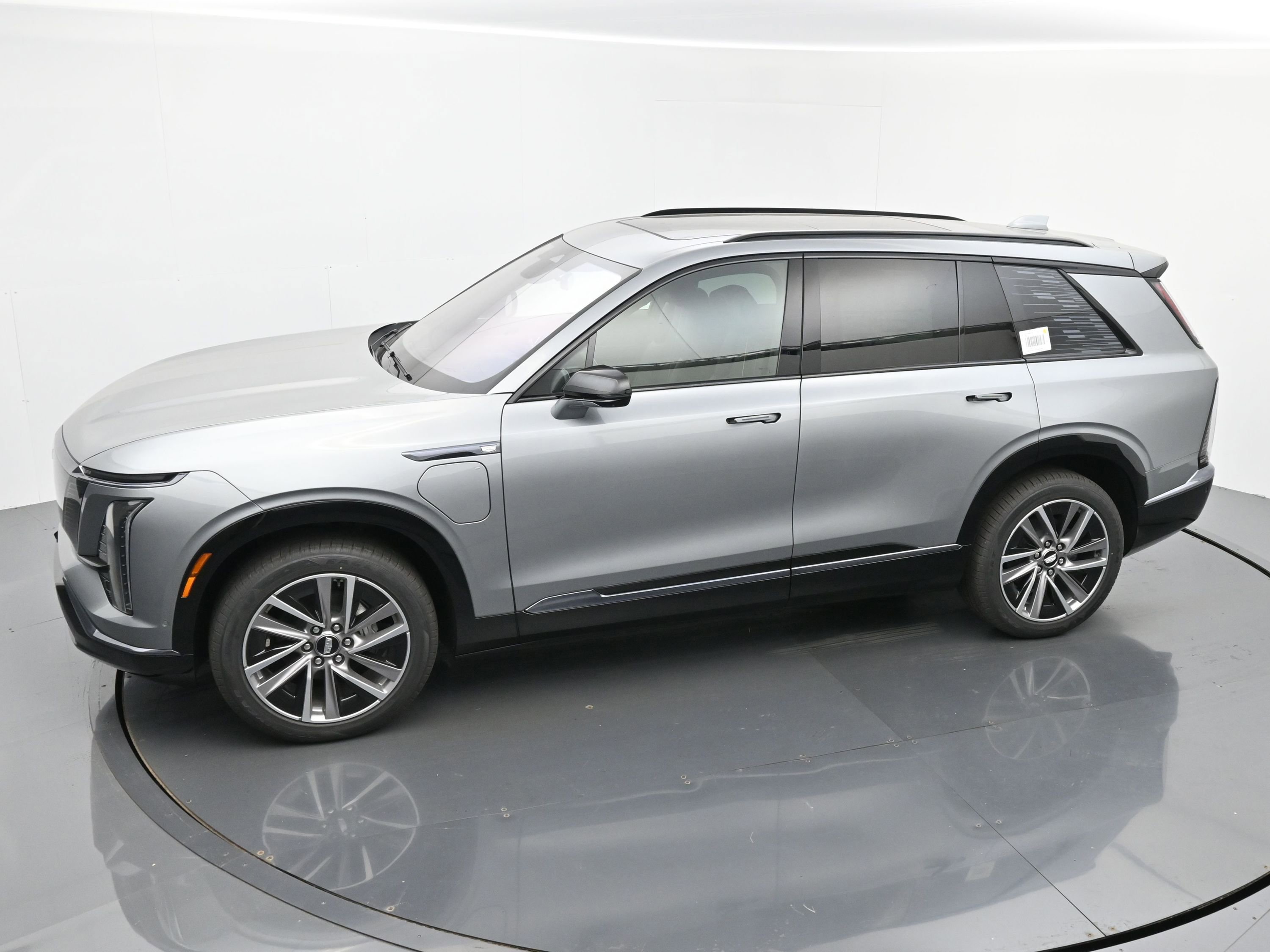 New 2026 Cadillac Vistiq Sport w/ LPO, Floor Liner Package image 24