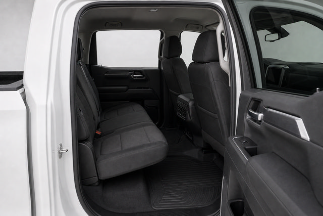 Used 2024 Chevrolet Silverado 1500 LT w/ Convenience Package II AWD/4WD image 10