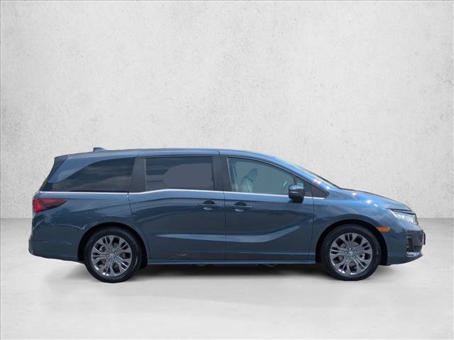 Used 2026 Honda Odyssey Touring image 4