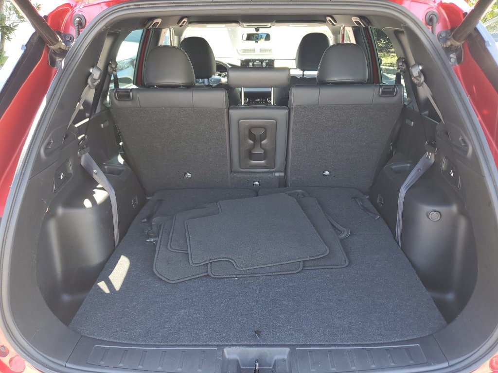 Used 2023 Mitsubishi Outlander SE Black Edition FWD image 9
